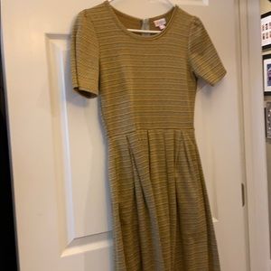 LuLaRoe Amelia size small